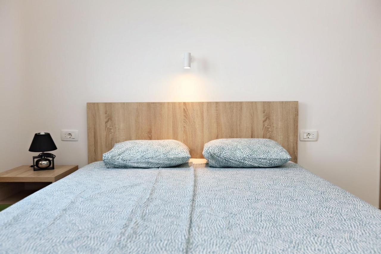 Apartments Oktopus Sutomore Ngoại thất bức ảnh
