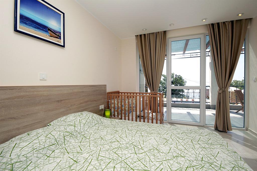 Apartments Oktopus Sutomore Ngoại thất bức ảnh