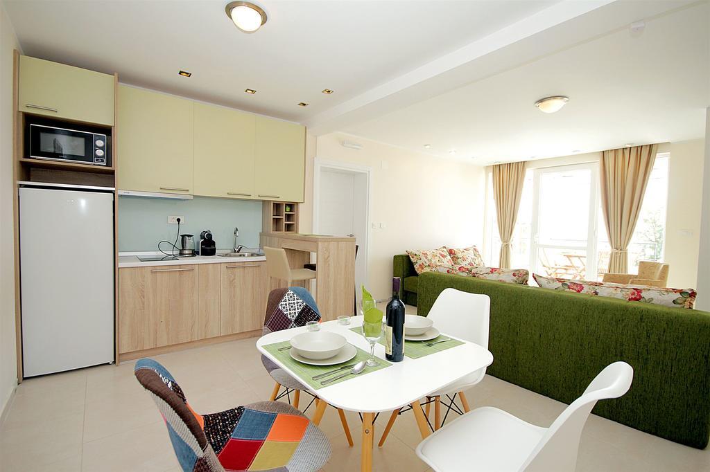 Apartments Oktopus Sutomore Ngoại thất bức ảnh