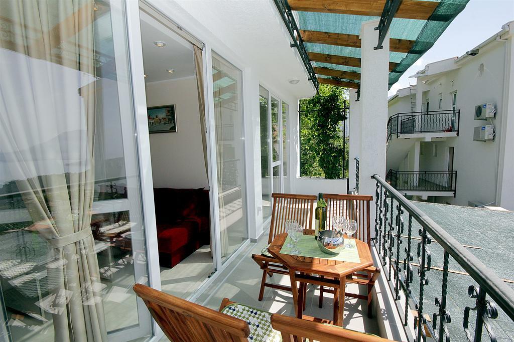 Apartments Oktopus Sutomore Ngoại thất bức ảnh